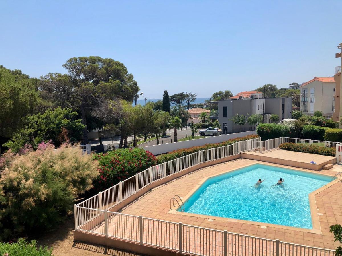 Apartment Newly Renovated Aircond-Wifi-Pool-Sea View-150M To Beaches- Saint Aygulf Extérieur photo