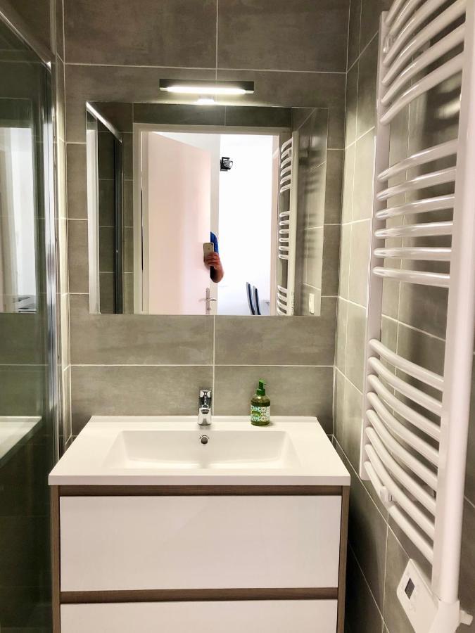 Apartment Newly Renovated Aircond-Wifi-Pool-Sea View-150M To Beaches- Saint Aygulf Extérieur photo
