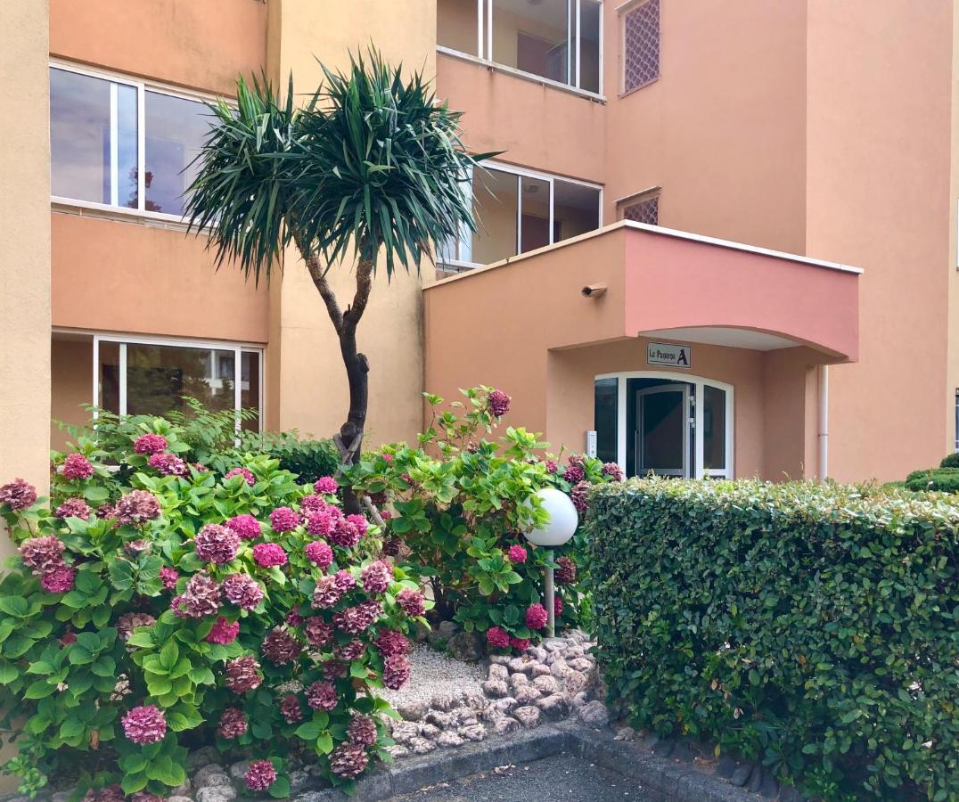 Apartment Newly Renovated Aircond-Wifi-Pool-Sea View-150M To Beaches- Saint Aygulf Extérieur photo
