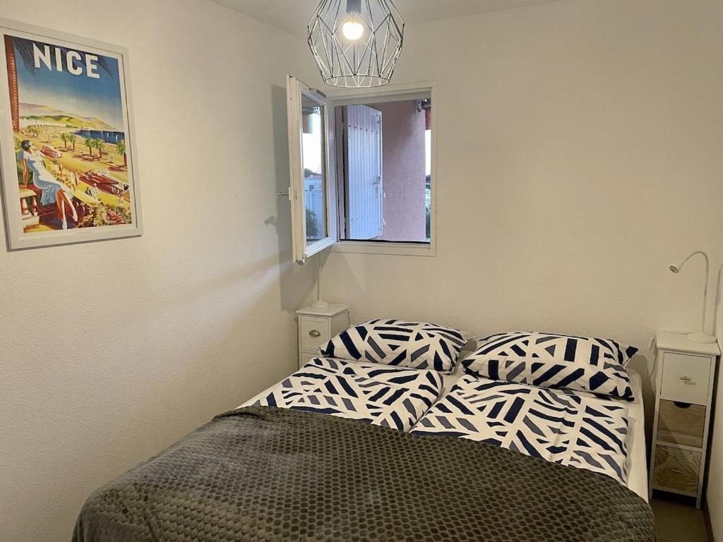 Apartment Newly Renovated Aircond-Wifi-Pool-Sea View-150M To Beaches- Saint Aygulf Extérieur photo
